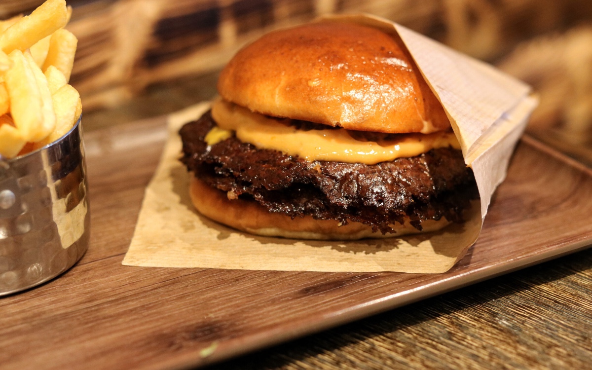 Rekas Burgers